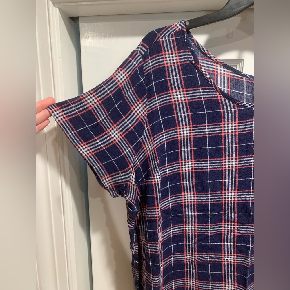 Torrid Top Size 2 - Picture 2 of 6